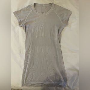 Lululemon swiftly tech top